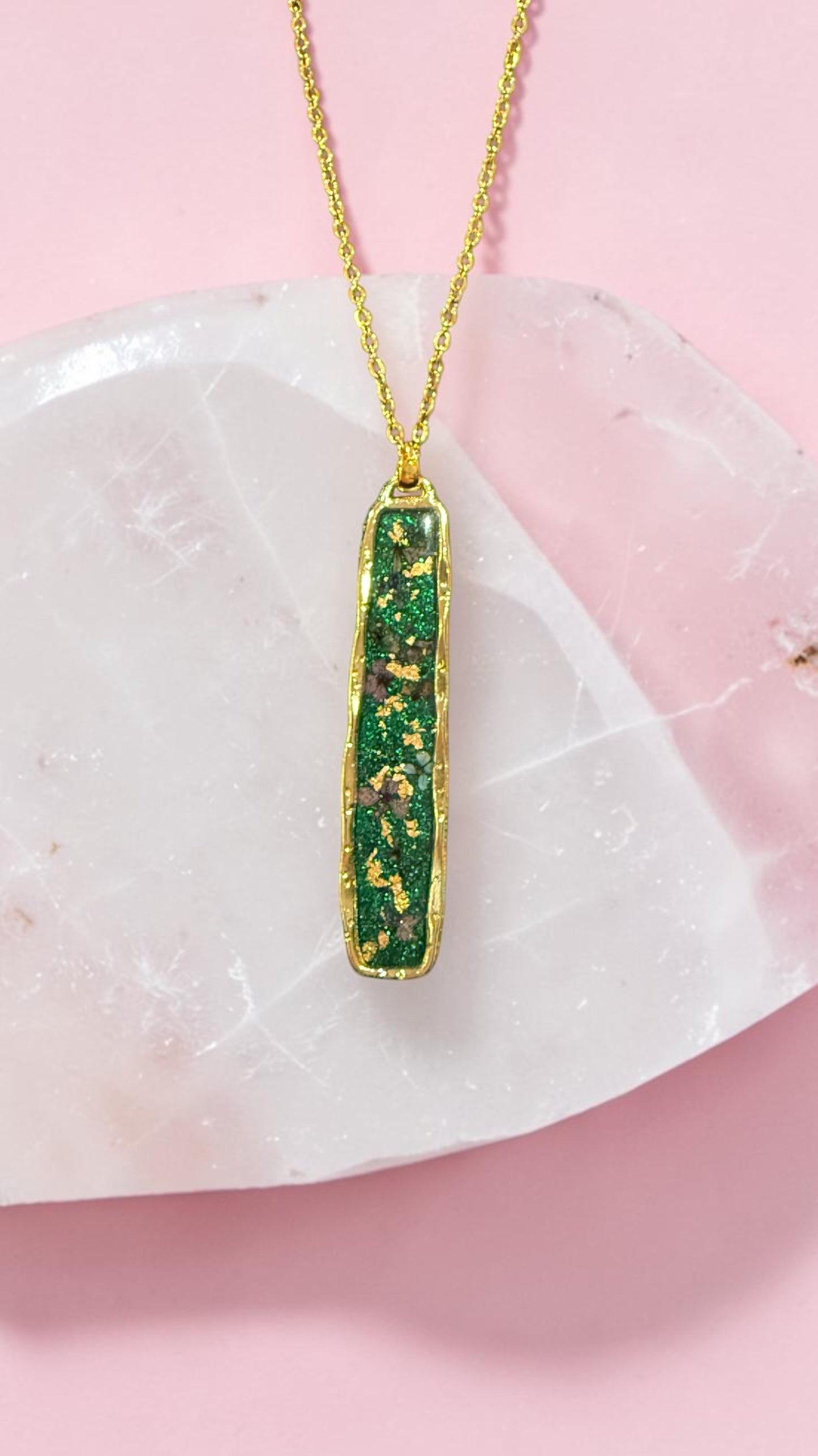 Handmade Resin Bar Necklace with Real Dried Flowers