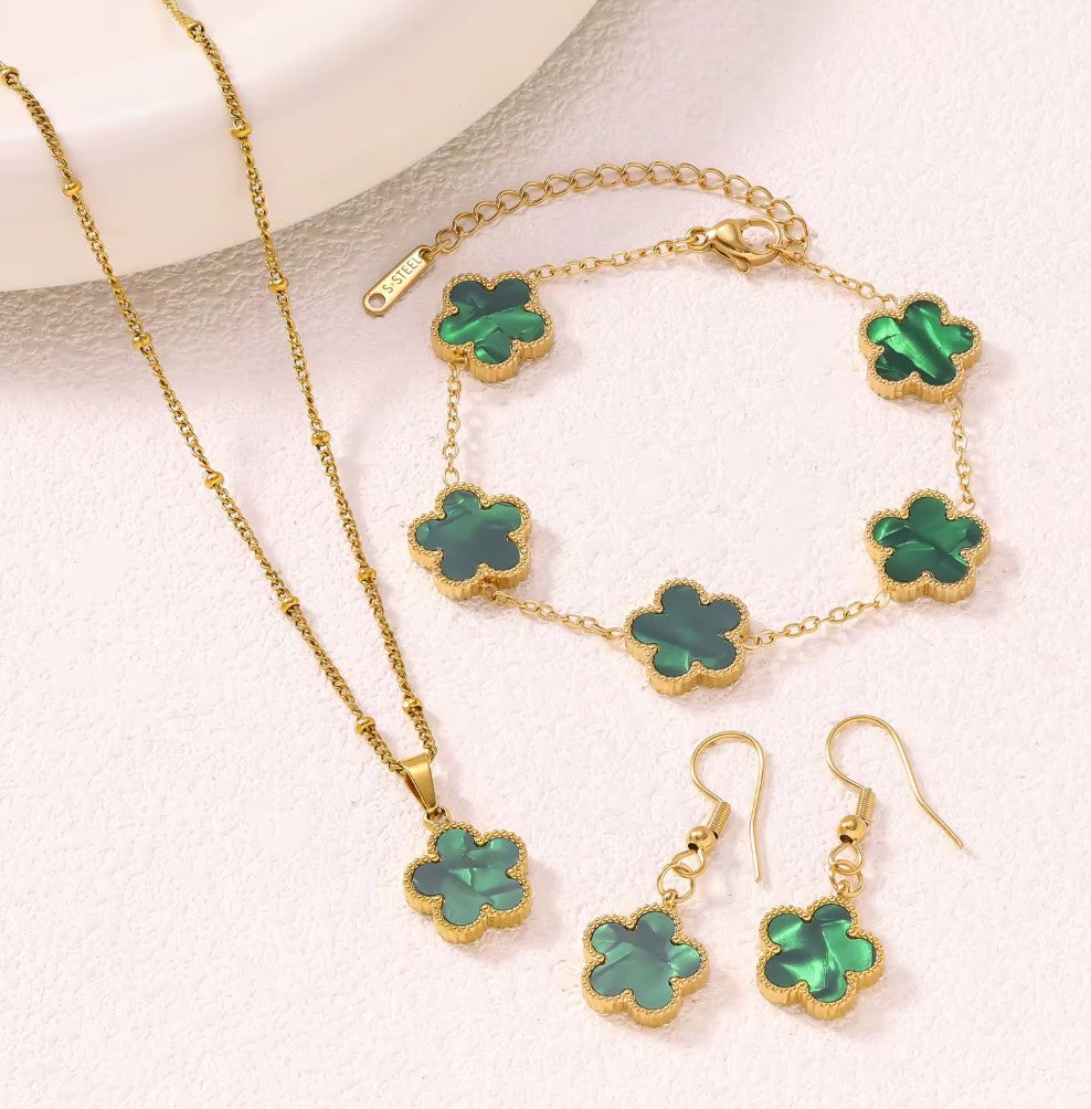 Aurelia Designs 3-piece clover jewellery set in gold-plated stainless steel with green shell inlay charms.
