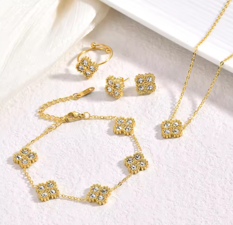 4 Piece Flower Diamond Jewellery Set